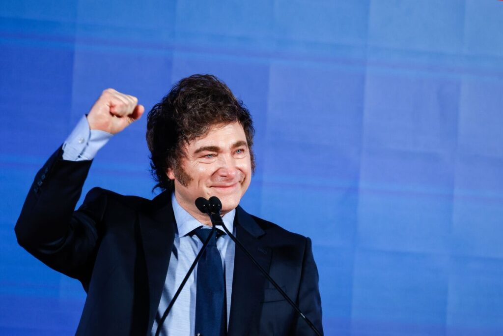 アルゼンチン中銀、ペソ切り下げペースダウンへ－インフレの安定受け - Bloomberg
