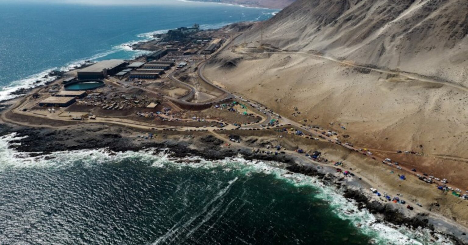 世界最大のチリ銅鉱山スト、労組が中断　ＢＨＰの増額提示受け入れ | ロイター