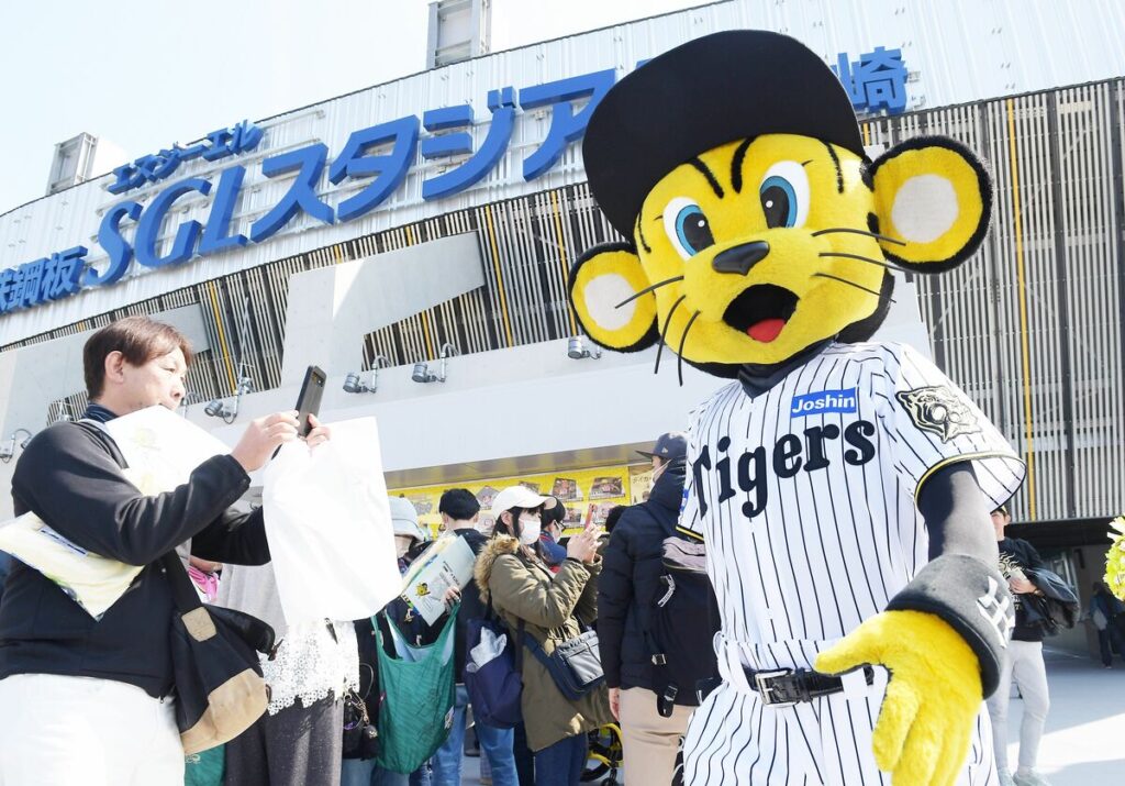 阪神ファン熱愛の〈勝利のエンディング〉曲、作曲した米国人ギタリストは長年疑問「なぜ日本からこんなに使用料が」(1/4) | JBpress (ジェイビープレス)