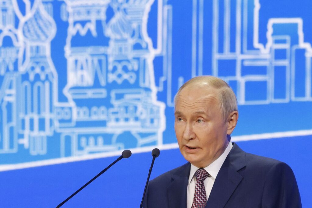 ロシア、トランプ氏の「本気度」試す戦略―欧州への制裁解除圧力期待 - Bloomberg