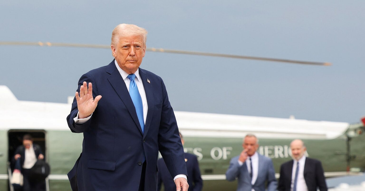 トランプ氏、相互関税巡り交渉用意　医薬品への関税も近く発表 | ロイター