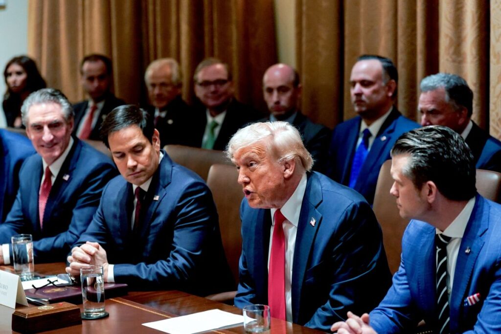トランプ氏、カナダ・メキシコ関税は４月２日発動－意図は不明瞭 - Bloomberg