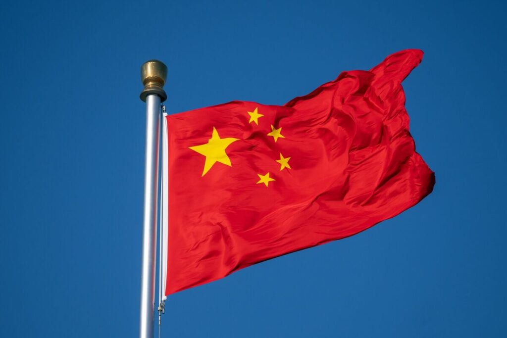 中国がカナダに報復関税、菜種油や豚肉、水産品が対象 - Bloomberg