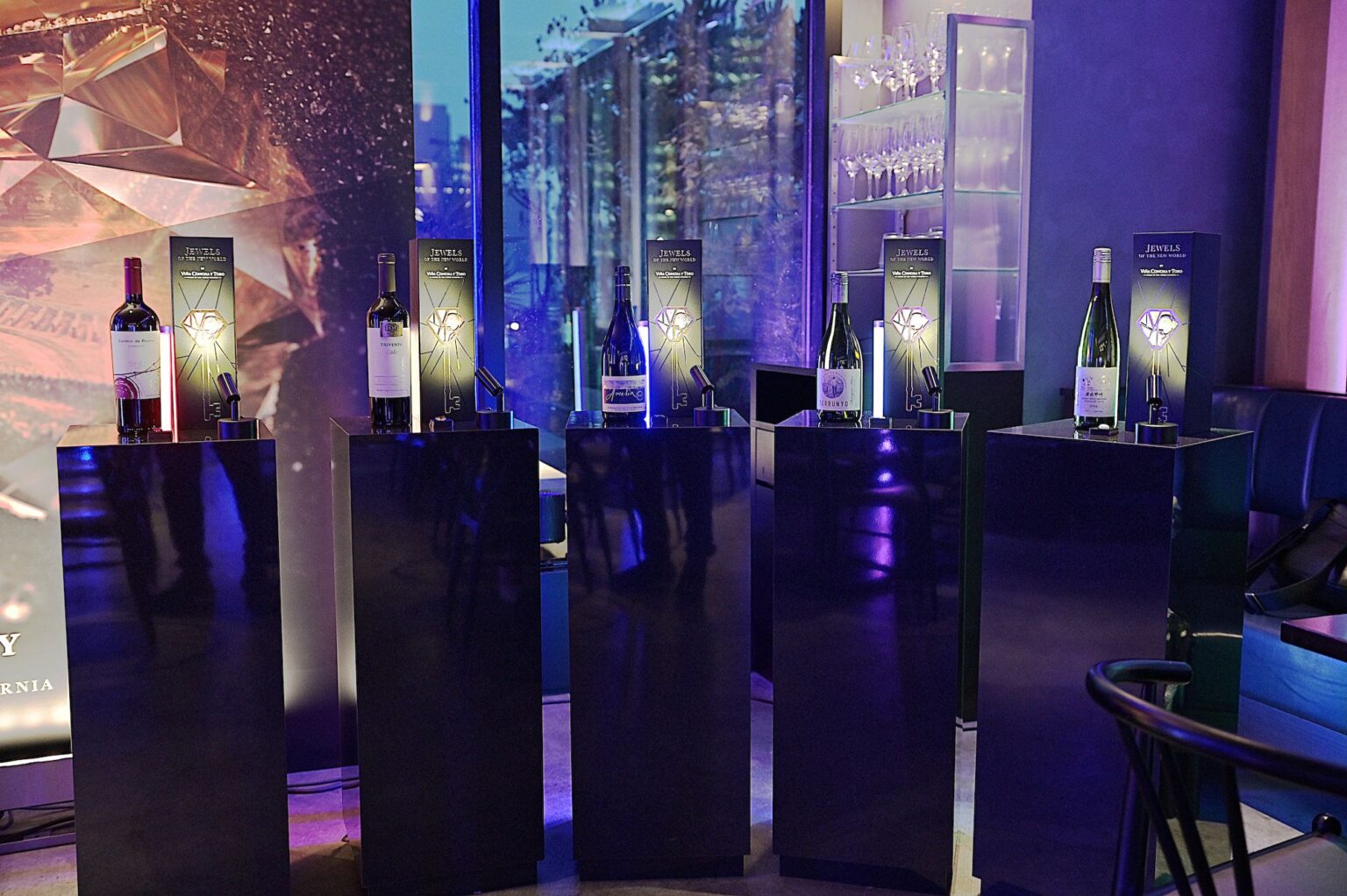 チリワインは宝石である チリ最大のワインメーカーの新コンセプトJEWELSの意味とは？ コスパだけじゃない、プレミアムなチリワインに熱視線！ | JBpress autograph