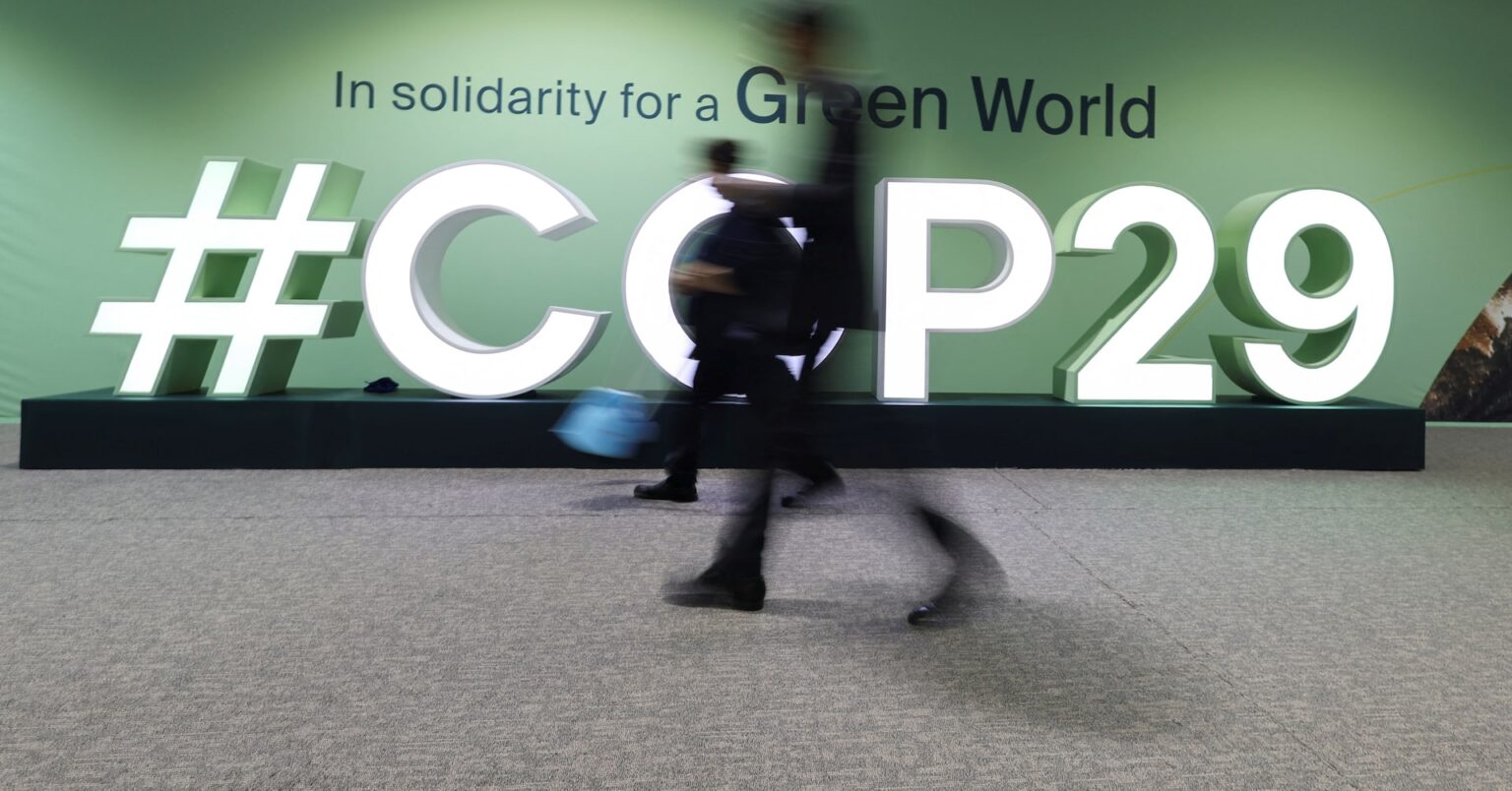 ＣＯＰ２９、政治的緊張で協議難航　アルゼンチンは離脱 | ロイター