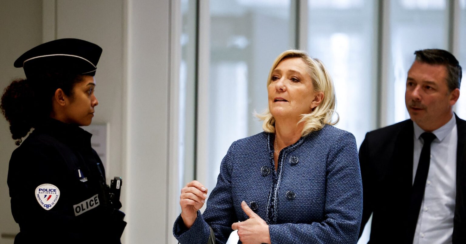 ルペン氏に有罪判決、被選挙権停止で次期大統領選出馬できず　仏裁判所 | ロイター
