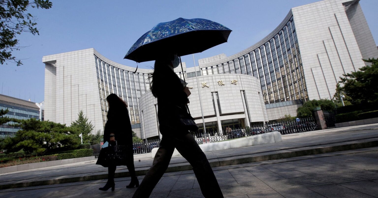 中国人民銀、アウトライトリバースレポで3月に8000億元供給 | ロイター