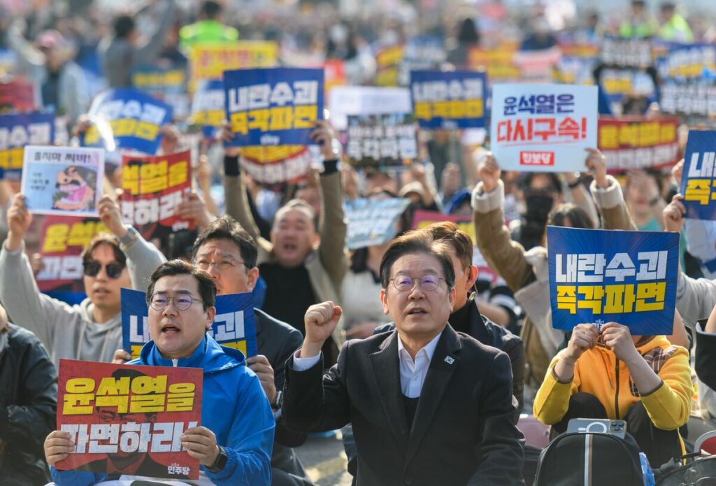「平和ボケ」韓国、反日vs親日で大盛り上がり…「危険人物」李在明氏の大統領就任が現実味を帯び、対日姿勢が政局化 トランプ米大統領が世界をかき乱すなか、それどころではないのでは？(1/4) | JBpress (ジェイビープレス)