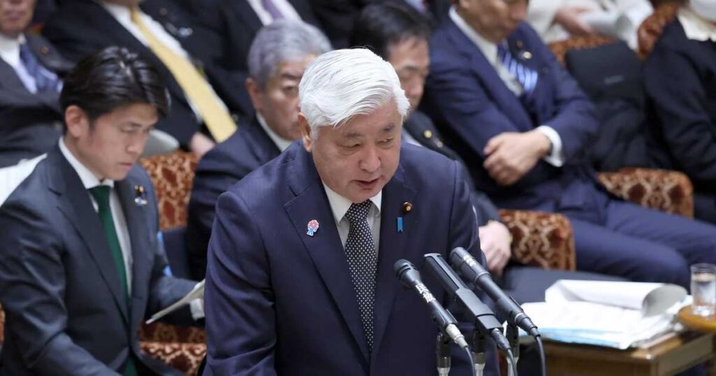 佐藤正久「民主党政権時の事業仕分けで『中国製の下着に変えろ』という話があり、自衛隊はものすごく抵抗した。いざというときに隊員の血が付くものだから絶対認められない、と」【参院予算委】