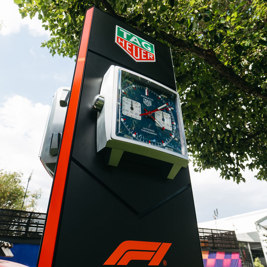 タグ・ホイヤー モナコ クロック
