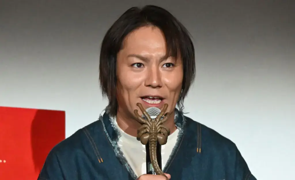 狩野英孝　飛行機で旅行の際、座席は「完全エコノミー」の理由　「考えてみたら…」― スポニチ Sponichi Annex 芸能