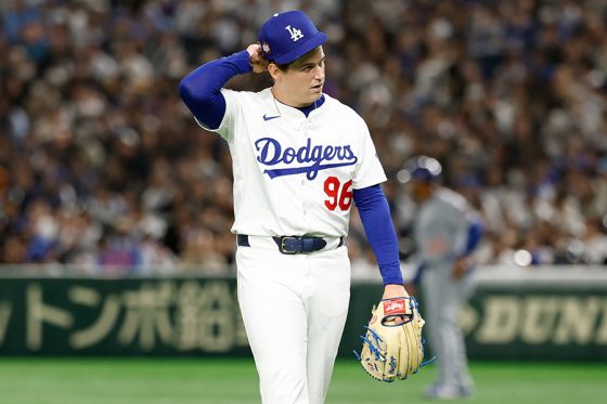 日本で勝利して3時間…ド軍が27歳に"宣告"　決断に嘆き続出「東京から長いフライト」 | Full-Count