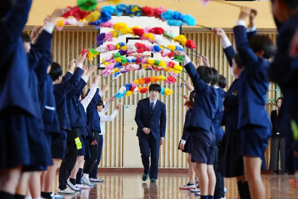 藤井王将、名人3連覇へ意欲　王将戦と同じ永瀬九段との対戦「学んだこと生かす」佐賀県上峰町の小学校訪問― スポニチ Sponichi Annex 芸能