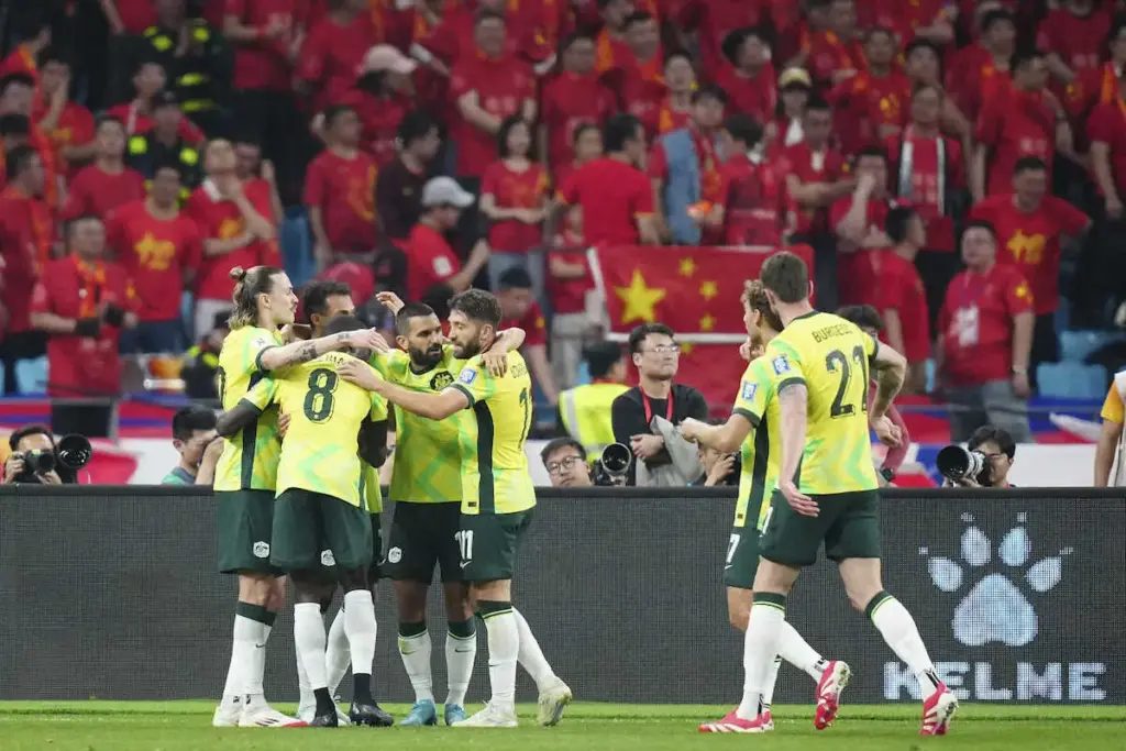 オーストラリアが中国下して勝ち点13に伸ばす　日本と同じC組の2位争いをリードする大きな勝利― スポニチ Sponichi Annex サッカー