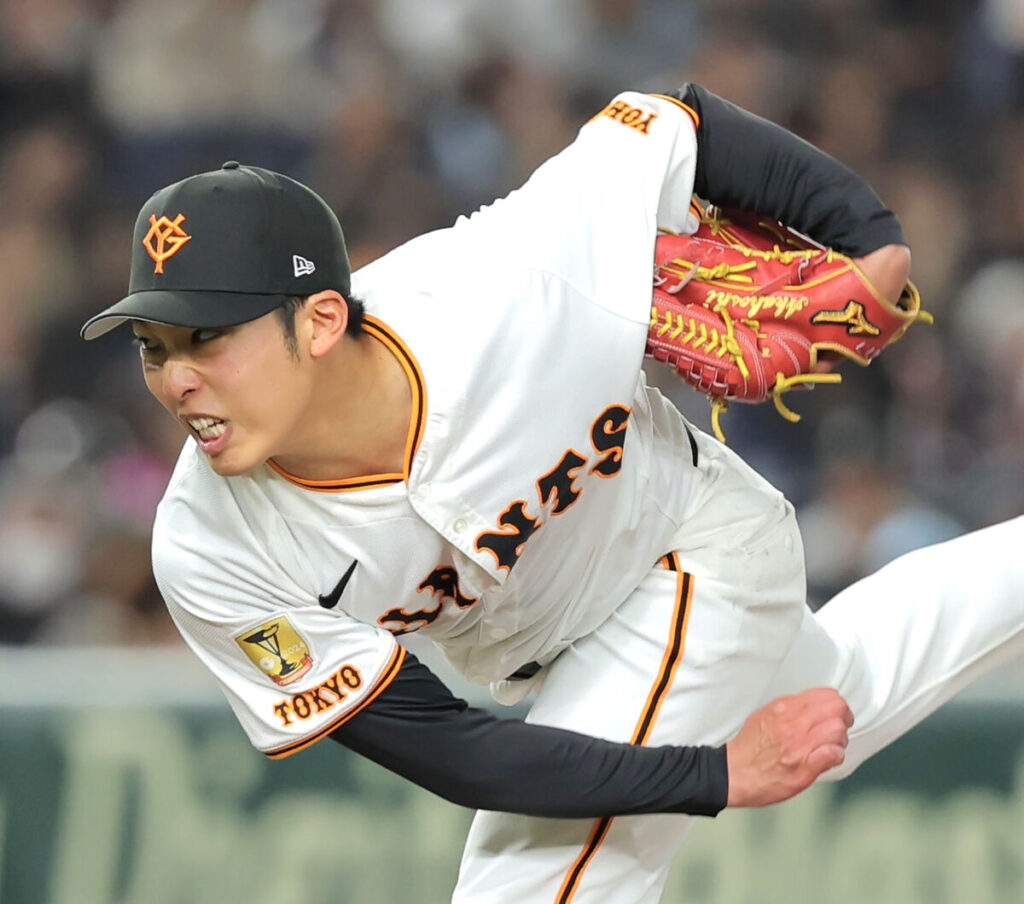 力強い投球で今季初勝利を挙げた先発の赤星（カメラ・小林　泰斗）