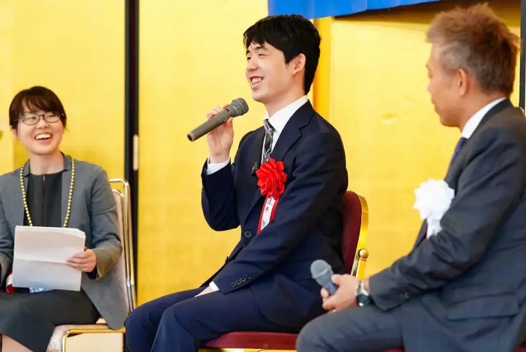 藤井聡太王将　プライベート目標はフィットネスバイクで「体力をつけたい」　指導対局とトークショー― スポニチ Sponichi Annex 芸能