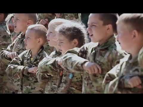 ウクライナの子供兵士