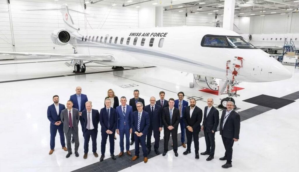 スイス政府の新しい飛行機は、格納庫、滑走路よりも大きい