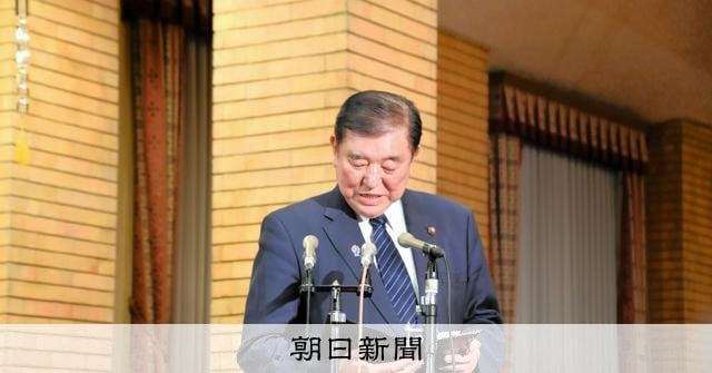 首相、商品券配布認める「ポケットマネーで」　法的問題ないとの認識