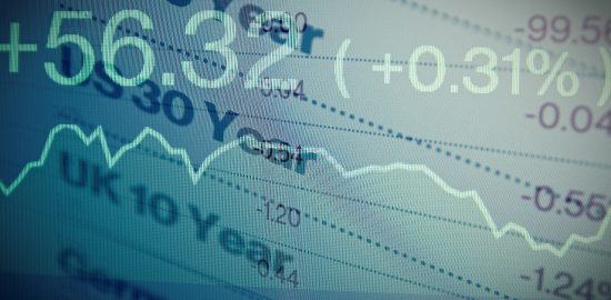 超長期債、入札通過で売りに歯止め　需給不安の払拭には時間