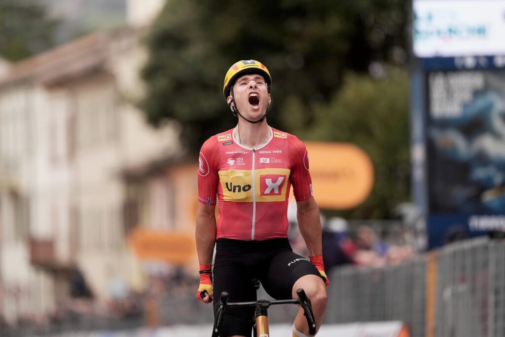 ピドコックの下りアタック決まらず　ドゥヴァーシュネスが劇的な逃げ切り勝利 - ティレーノ〜アドリアティコ2025第5ステージ | cyclowired