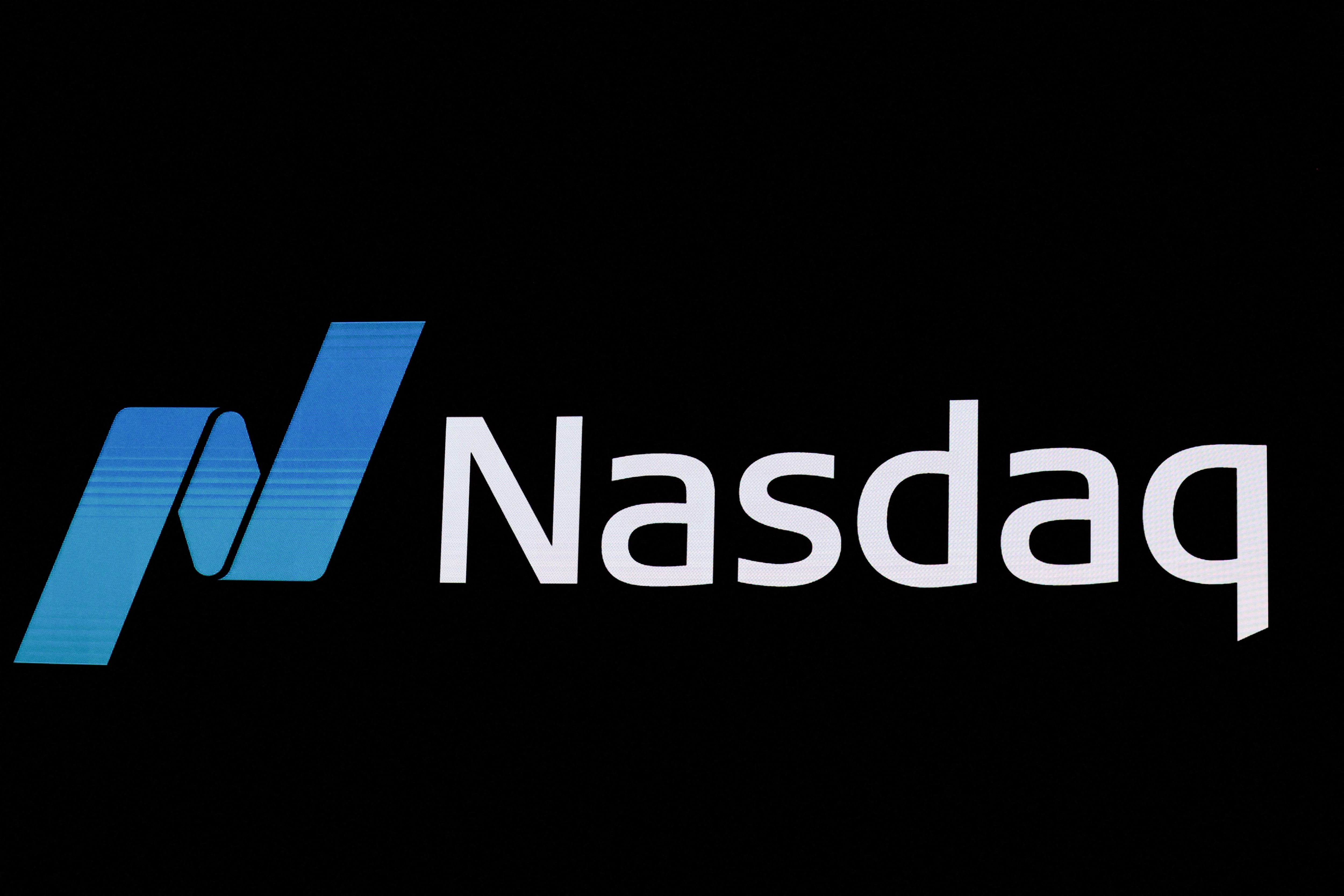 米ナスダック4％安、ドル／円下落、報復関税合戦巡る懸念で