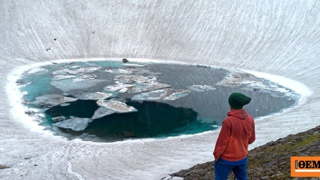 ヒマラヤのループクンド湖の謎：14人のクレタ人と他のギリシャ人の骨格は、5,000メートルの高さでどのように発見されましたか？