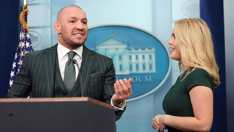 コナー・マクレガーは、ホワイトハウスでの移民反移民のコメントの後、アイルランドの指導者の怒りを引き出します