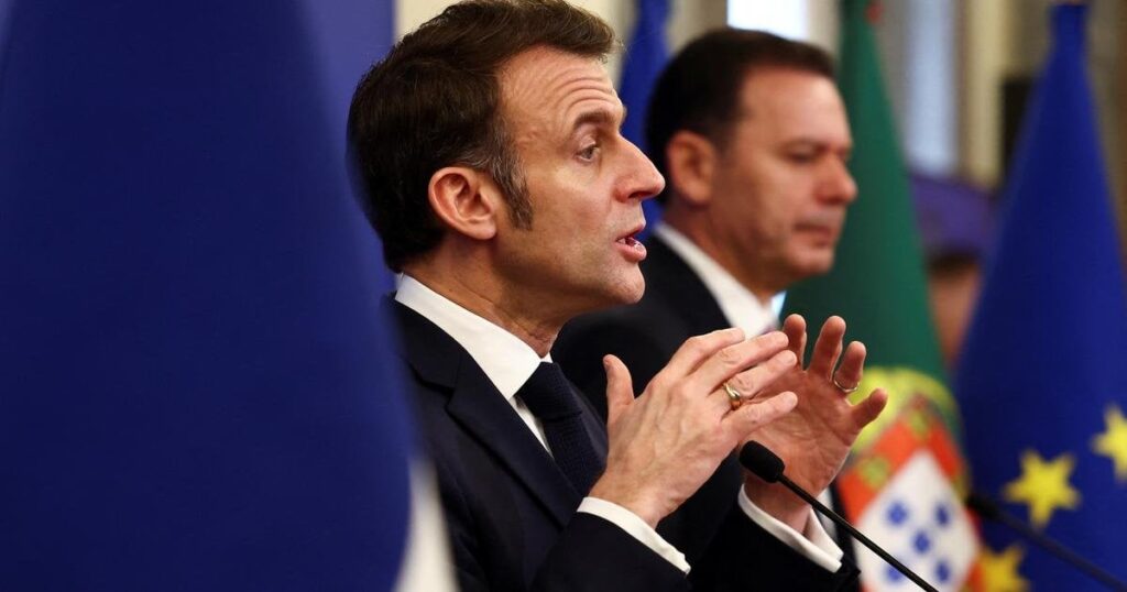 フランスは、ヨーロッパで核戦略的傘を拡大することについての議論を受け入れています：EU核化が始まります
