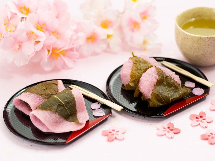 「桜餅」といえばどっちの形？ 全国的には“関西風”が優勢