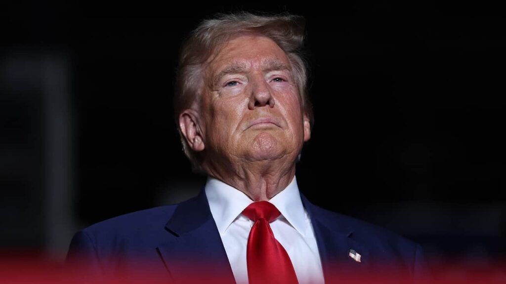 トランプは、楕円形のオフィスでゼレンスキーとスパットがウクライナへの圧力の一部であったことを認めています。