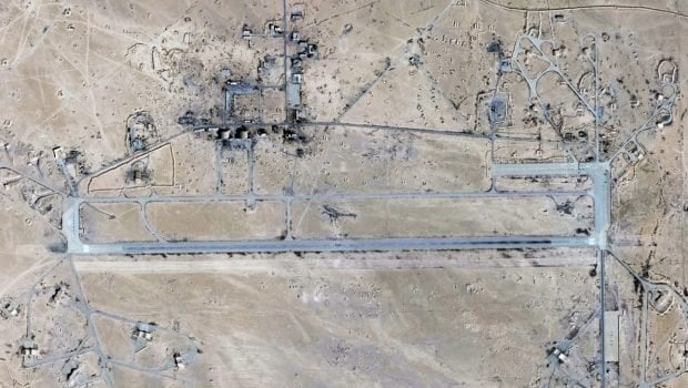 イスラエルはシリアの空軍基地をレベリングして、トルコによって使用されていません