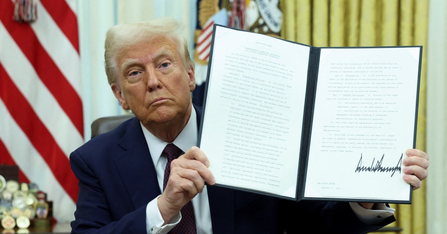 トランプは暗号通貨の「戦略的保護区」を発表します：リップル、ソラナ、カルダノが含まれます