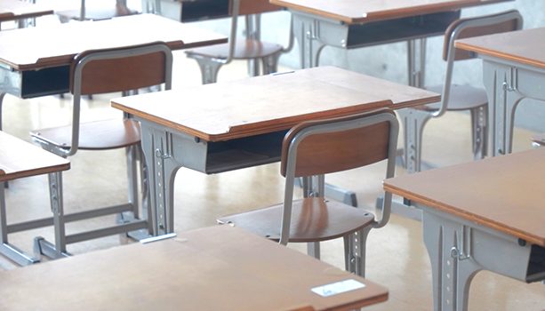 中学生が給食に下剤入れ、クラスメート体調不良　宜野湾市教委「重大事案として対応」　沖縄