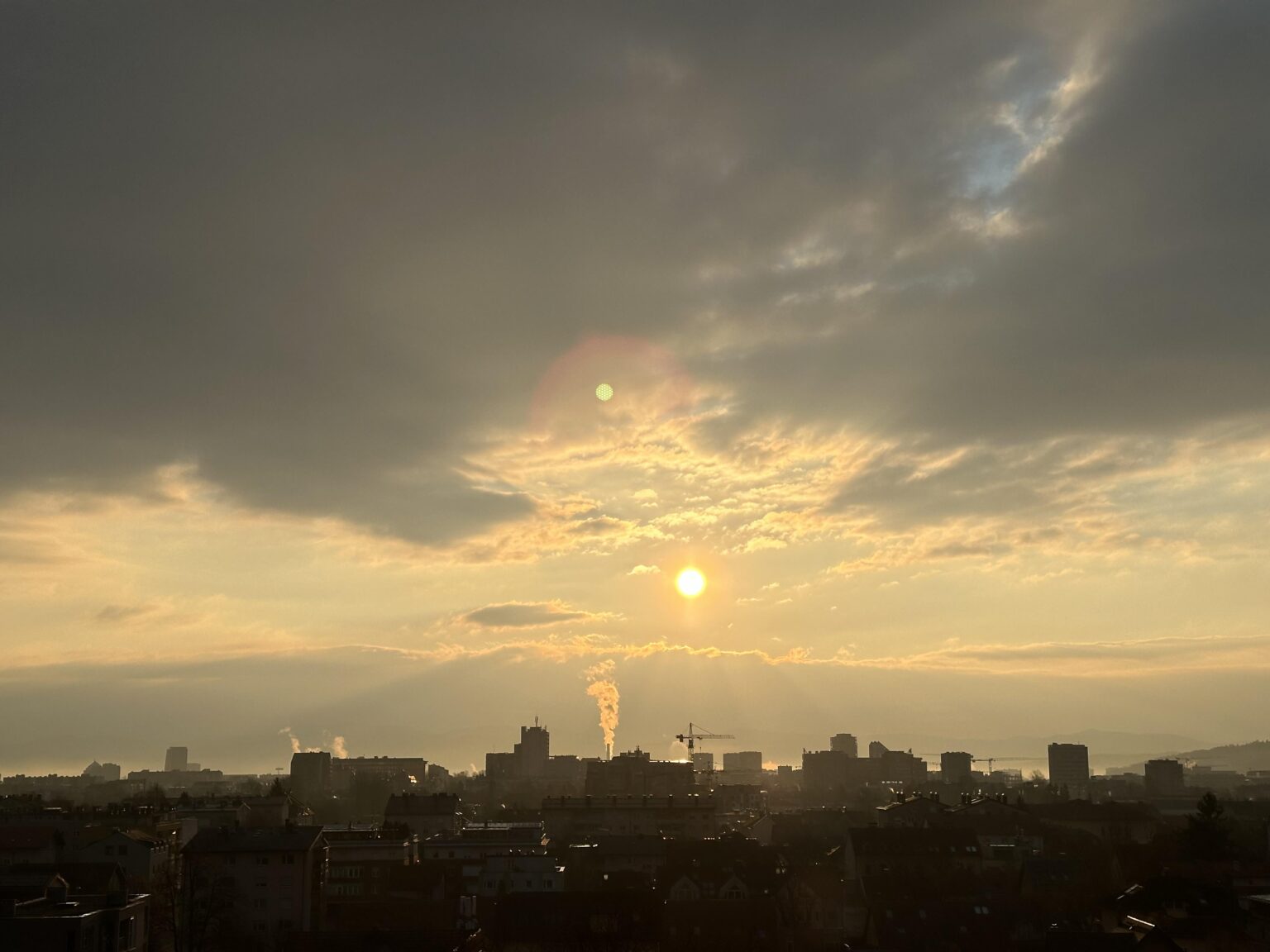 今日、ゴールデンサンドーンでした、それは私がスロベニアで見た中で最も美しいものです