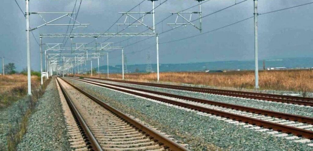 Istanbul-Igoumenitsa Rail Connectionのためにトルコ企業に関心を持っています