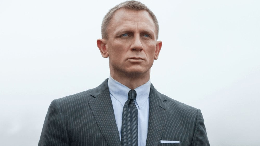 「ロングレッグス」ディレクターは、ジェームズ・ボンドについて尋ねられたとき、「f—ジェフ・ベゾス」と言います。エドワード・バーガーの007関心は、Amazonが制御して変化します：「それは別の方程式です」