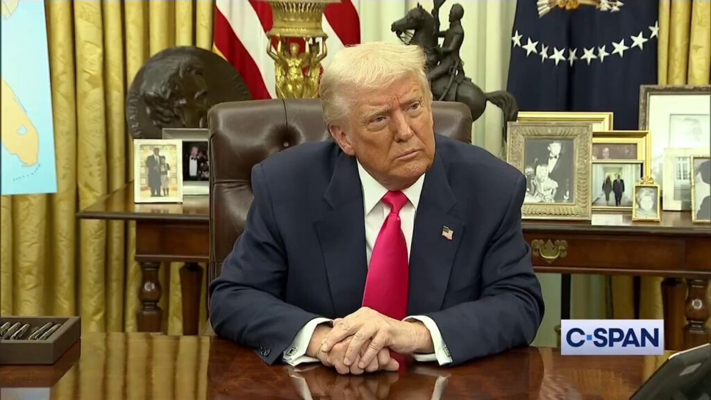 トランプ「ロシアは違う方向で合意を望んでいる。それは“俺だけが知っている”“俺だけが知っている”（2回繰り返す）別の方法だ。」