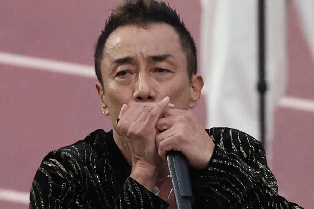 長渕剛「社会に出て、世の理不尽と戦ってほしい」母校の卒業生にエールも大反発招く
