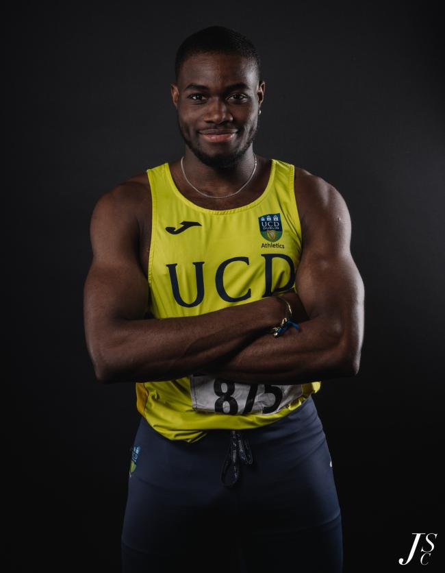Bori Akinolaは、男性の60mのセミファイナルで4位に終わりました