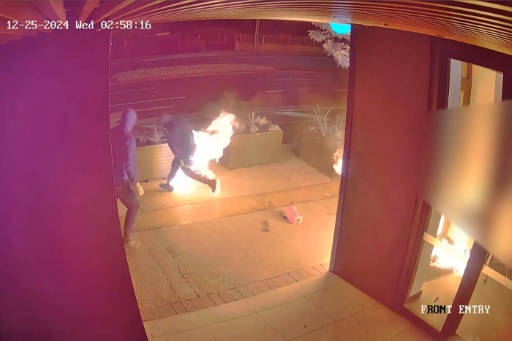 Bungling arsonist in Australia sets pants on fire