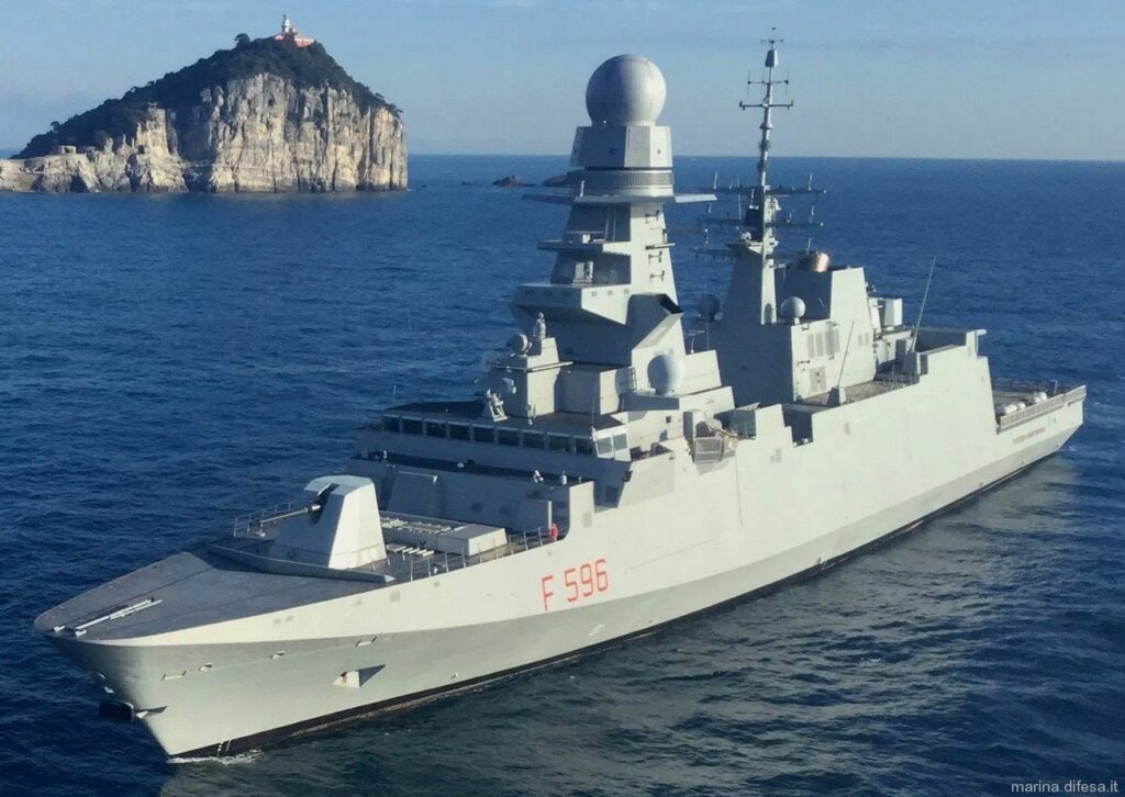 開発：FDIの費用で2+2フリームフリゲート艦のイタリアのオファー！ - フライト