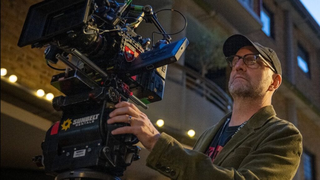「ブラックバッグ」監督のスティーブン・ソダーバーグは、ハリウッドに劇場で大人向けの映画をもっと入れることを望んでいます