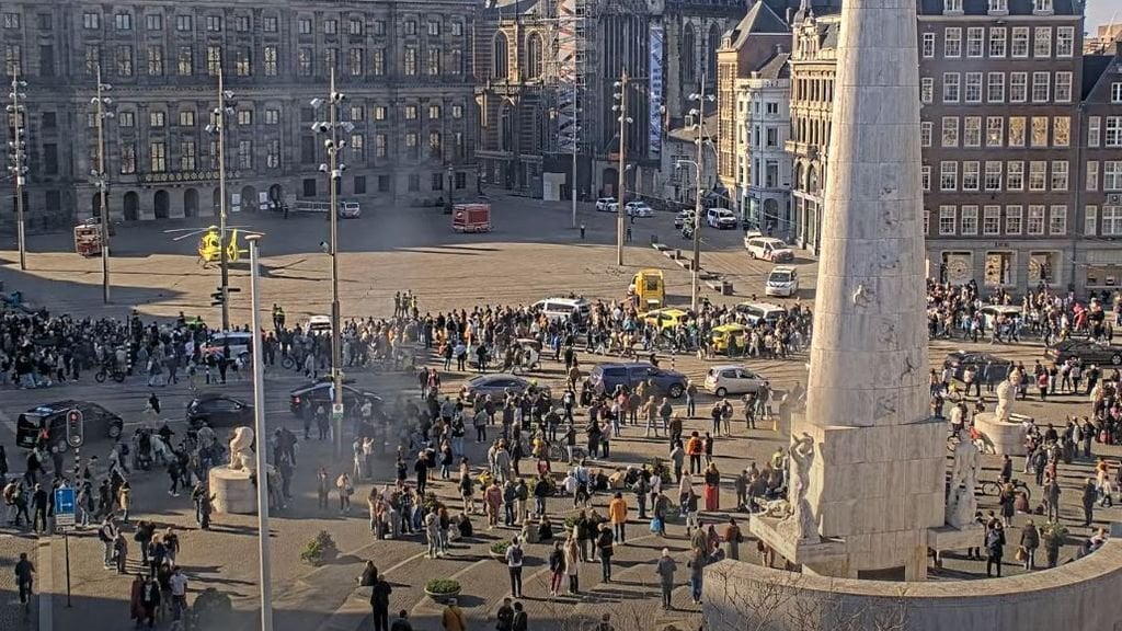 Stopen Centrum Amsterdamで負傷した5人は、逮捕された容疑者