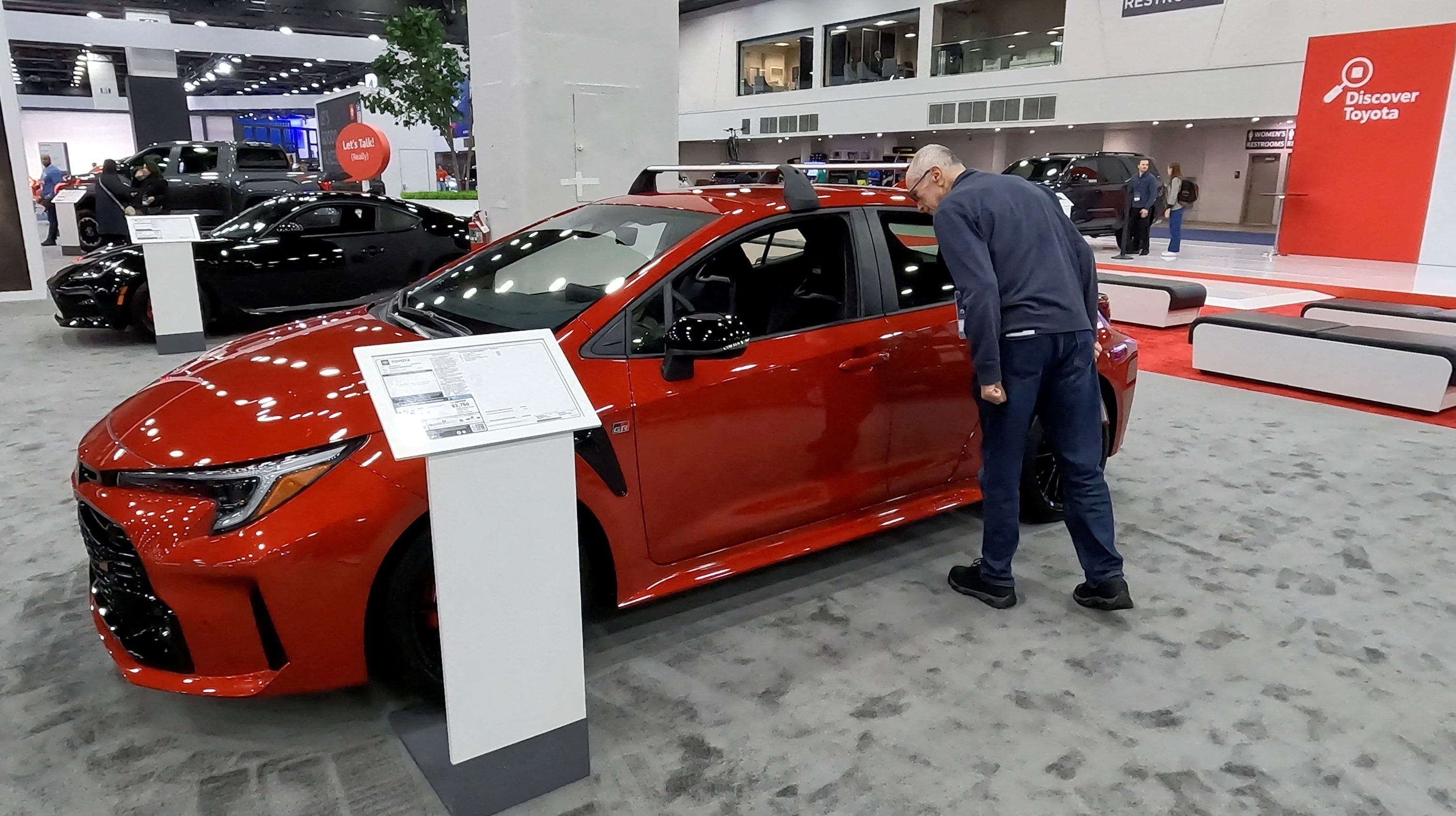 アングル：トランプ氏の自動車関税、支持基盤の労働者層に打撃か