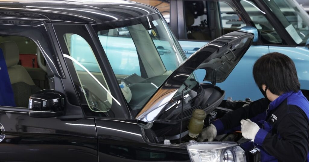 全国で消える自動車整備　24年撤退が最高、人手不足響く - 日本経済新聞