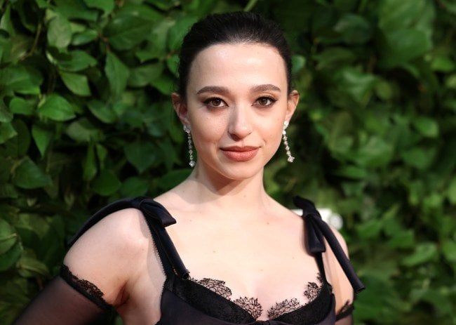 マイキーマディソンは、「アノラ」の最優秀女優賞を受賞します