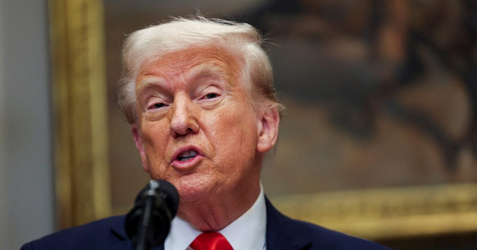 トランプ氏、対ウクライナ軍事支援を一時停止 首脳会談の衝突受け ―「恒久的な支援打ち切りではない」