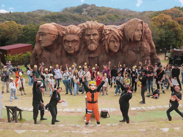「NARUTO＆BORUTO 忍里」6周年記念　「“ナルトまみれ”のお花見大会」を開催 | OVO [オーヴォ]