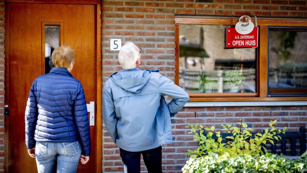 グローバルな不安は、2。5年の住宅ローンの利子の最大の増加につながります